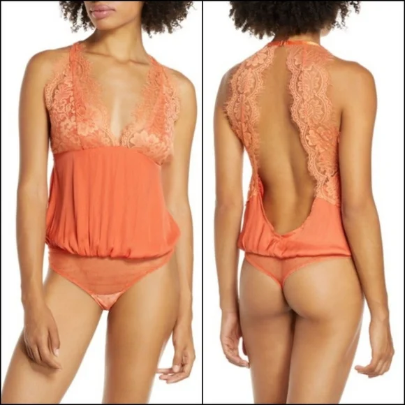 Free People Melrose Coralina Eyelash Lace Open Back Thong Bodysuit - Picture 5 of 10